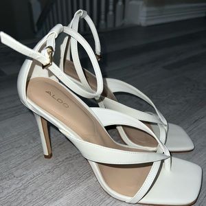 Size 7.5 white strappy heel sandals ALDO shoes